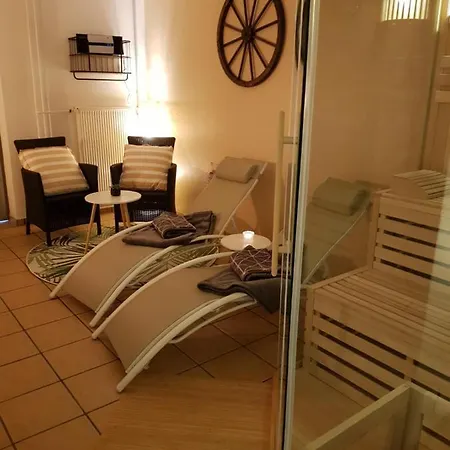 Neu Renovierte Mit Poolhaus & Sauna Auf Dem Bauernhof